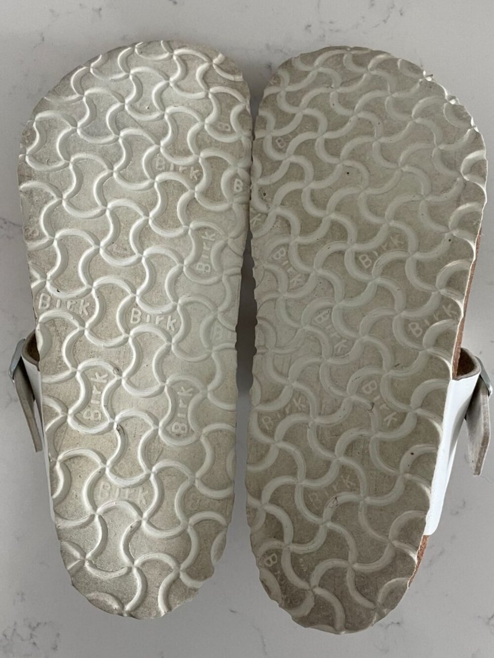 Birkenstock Gizeh 245 Soft Footbed RFit Vegan Leather Thong Style Sandals Wht 38 - Picture 5 of 9